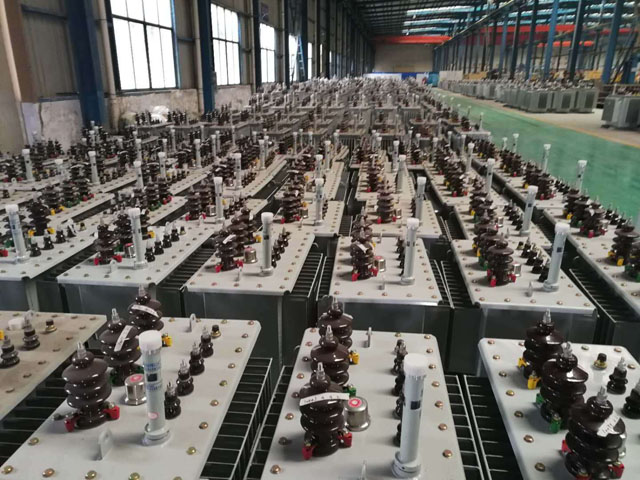 西和100KVA油浸式变压器
